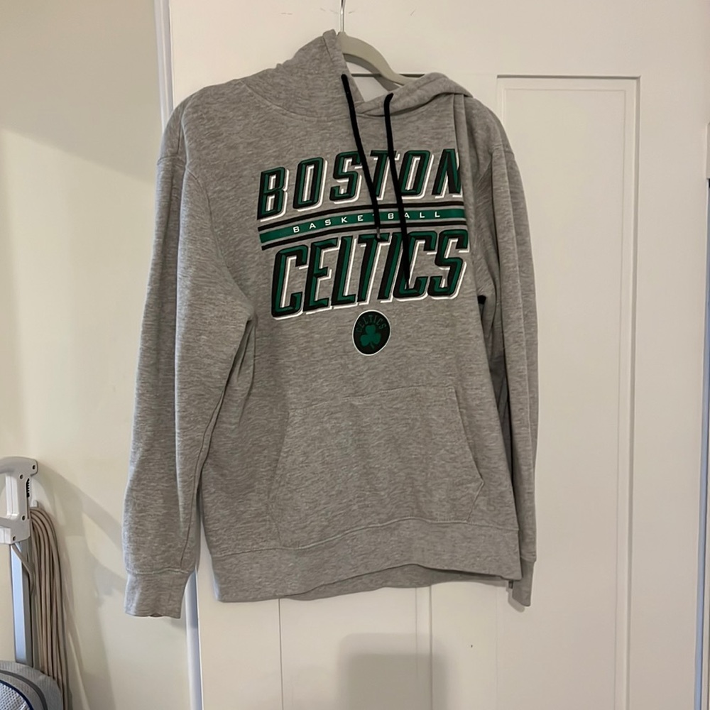 Size medium Celtics hoodie!